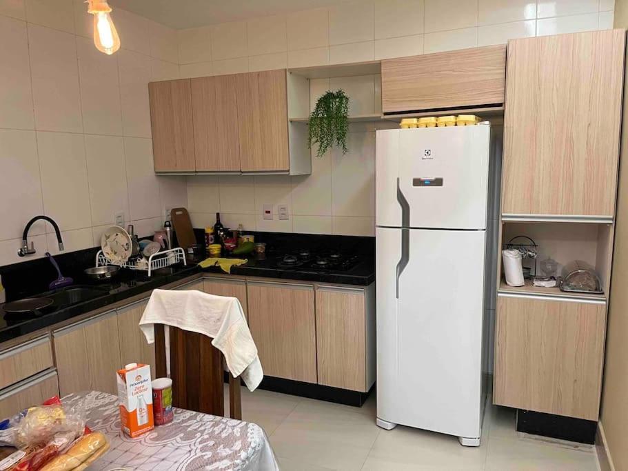 Casa De Ferias Ventilada Com 4 Quartos A 5 Min Da Praia Salinópolis Екстериор снимка